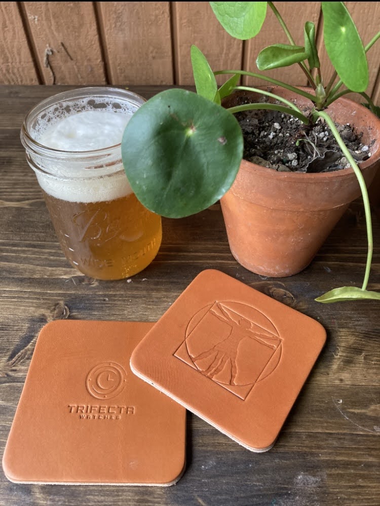 The Classic Leather Coaster Set